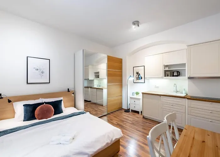 Beautiful Cozy Studio Gem Near Old Town