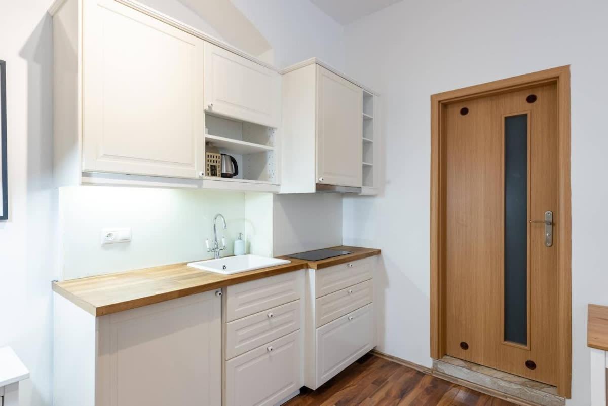 Appartamento Beautiful Cozy Gem Near Old Town Praga